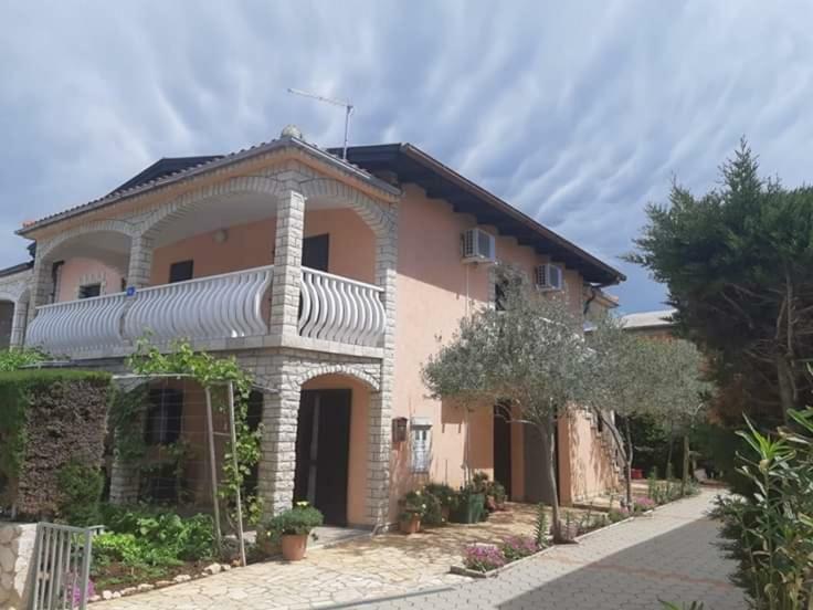 Apartmani Katica Vir Dış mekan fotoğraf